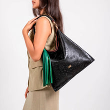 Liebre Hobo Bag