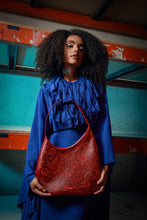 Liebre Asymmetrical Shoulder Bag