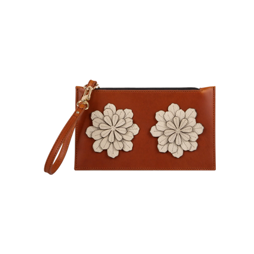 Barro Blanco Clutch