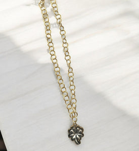 Trebol Oro Necklace