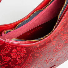 Liebre Asymmetrical Shoulder Bag