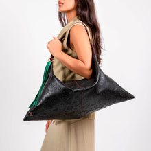 Liebre XL Shoulder bag